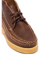 braune Chukka-Stiefel aus Leder von VISVIM