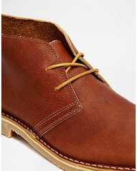 braune Chukka-Stiefel aus Leder