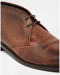 braune Chukka-Stiefel aus Leder von Base London