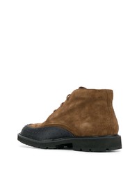 braune Chukka-Stiefel aus Wildleder von Tod's