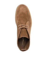 braune Chukka-Stiefel aus Wildleder von Gianvito Rossi