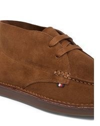 braune Chukka-Stiefel aus Wildleder von Tommy Hilfiger