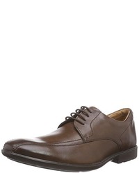 braune Derby Schuhe von Clarks