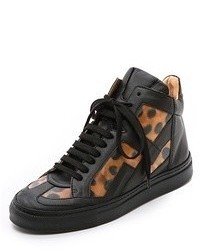 braune hohe Sneakers aus Leder mit Leopardenmuster von Maison Martin Margiela