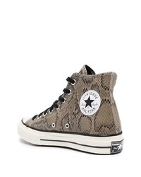 braune hohe Sneakers aus Leder mit Schlangenmuster von Converse