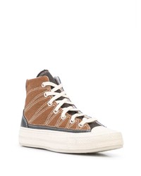 braune hohe Sneakers aus Segeltuch von Converse