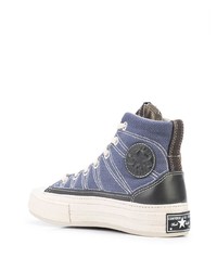 braune hohe Sneakers aus Segeltuch von Converse