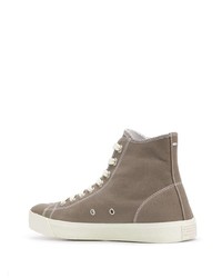 braune hohe Sneakers aus Segeltuch von Maison Margiela