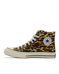 braune hohe Sneakers mit Leopardenmuster von Wacko Maria