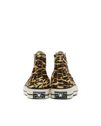 braune hohe Sneakers mit Leopardenmuster von Wacko Maria