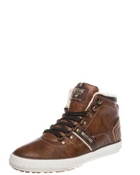 braune hohe Sneakers von Mustang Shoes