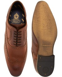 braune Leder Brogues von Base London