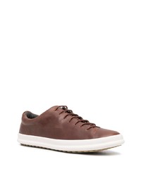 braune Leder niedrige Sneakers von Camper