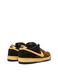 braune Leder niedrige Sneakers von Nike