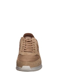 braune Leder niedrige Sneakers von Lacoste