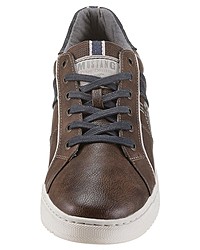 braune Leder niedrige Sneakers von Mustang Shoes