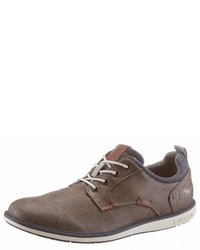 braune Leder niedrige Sneakers von Mustang Shoes