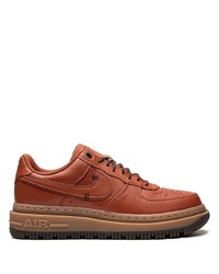 braune Leder niedrige Sneakers von Nike