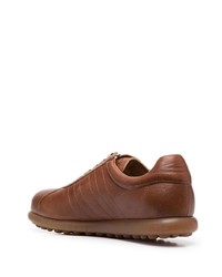 braune Leder niedrige Sneakers von Camper