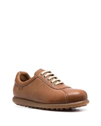 braune Leder niedrige Sneakers von Camper