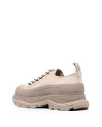 braune Leder niedrige Sneakers von Alexander McQueen