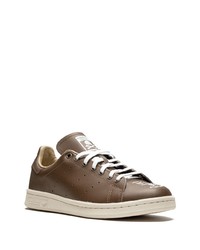 braune Leder niedrige Sneakers von adidas