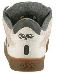 braune niedrige Sneakers von Buffalo