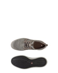 braune niedrige Sneakers von Clarks