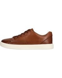 braune niedrige Sneakers von Clarks