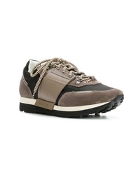 braune niedrige Sneakers von Moncler