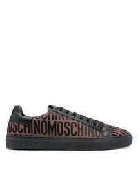 braune niedrige Sneakers von Moschino