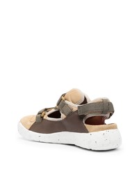 braune niedrige Sneakers von Camper