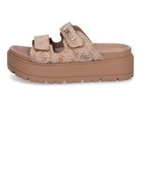braune Pantoletten von GUESS
