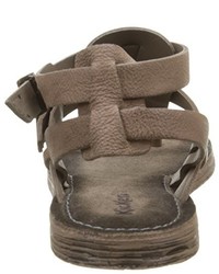 braune Sandalen von Kickers