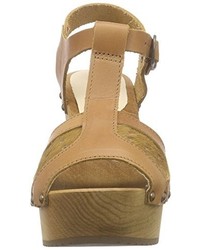 braune Sandaletten von Sanita