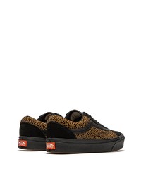 braune Segeltuch niedrige Sneakers mit Leopardenmuster von Vans