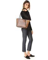 braune Shopper Tasche aus Leder von Charlotte Olympia