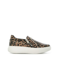 braune Slip-On Sneakers aus Leder mit Leopardenmuster von Les Hommes
