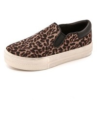 braune Slip-On Sneakers aus Wildleder mit Leopardenmuster