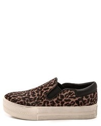 braune Slip-On Sneakers aus Wildleder mit Leopardenmuster von Ash