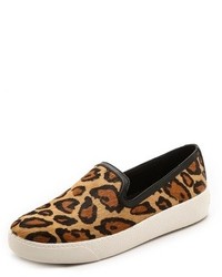 braune Slip-On Sneakers aus Wildleder mit Leopardenmuster von Sam Edelman