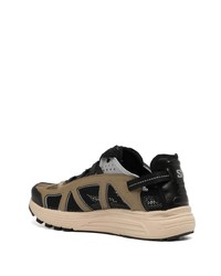 braune Slip-On Sneakers von Salomon