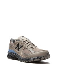 braune Sportschuhe von New Balance