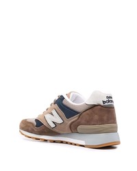 braune Sportschuhe von New Balance