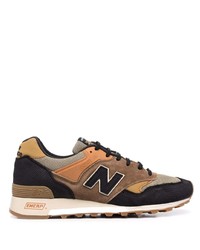 braune Sportschuhe von New Balance