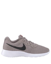 braune Sportschuhe von Nike Sportswear