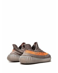 braune Sportschuhe von adidas YEEZY