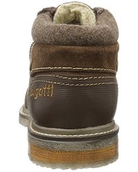 braune Stiefel von Bugatti