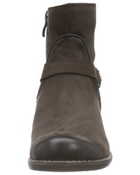 braune Stiefel von Caprice