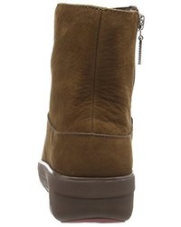 braune Stiefel von FitFlop